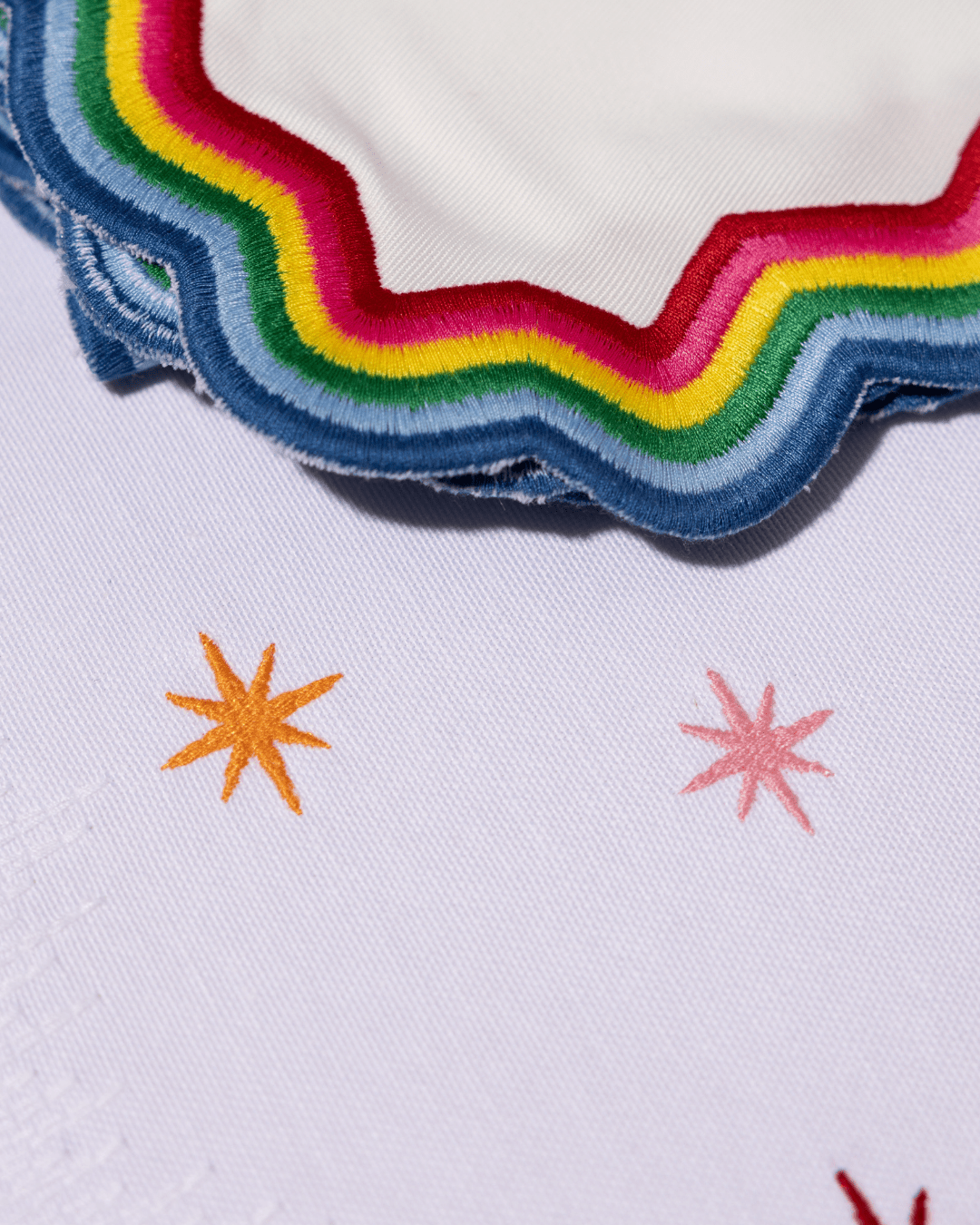 Henriette - Luxury Linens Placemats Starlight White with Multicolour Placemats (set of 4)
