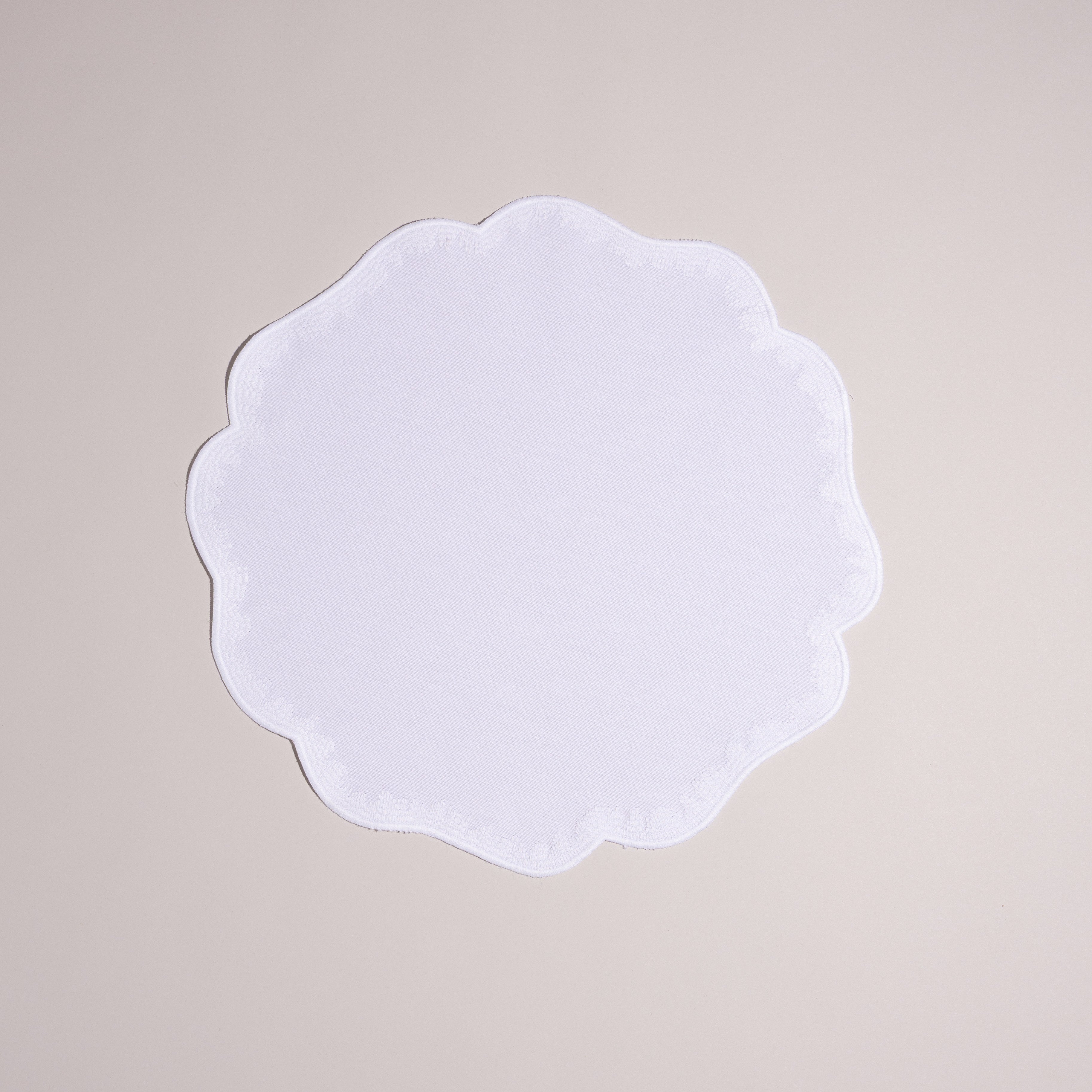 Round Clover White on White Placemats (set of 4)