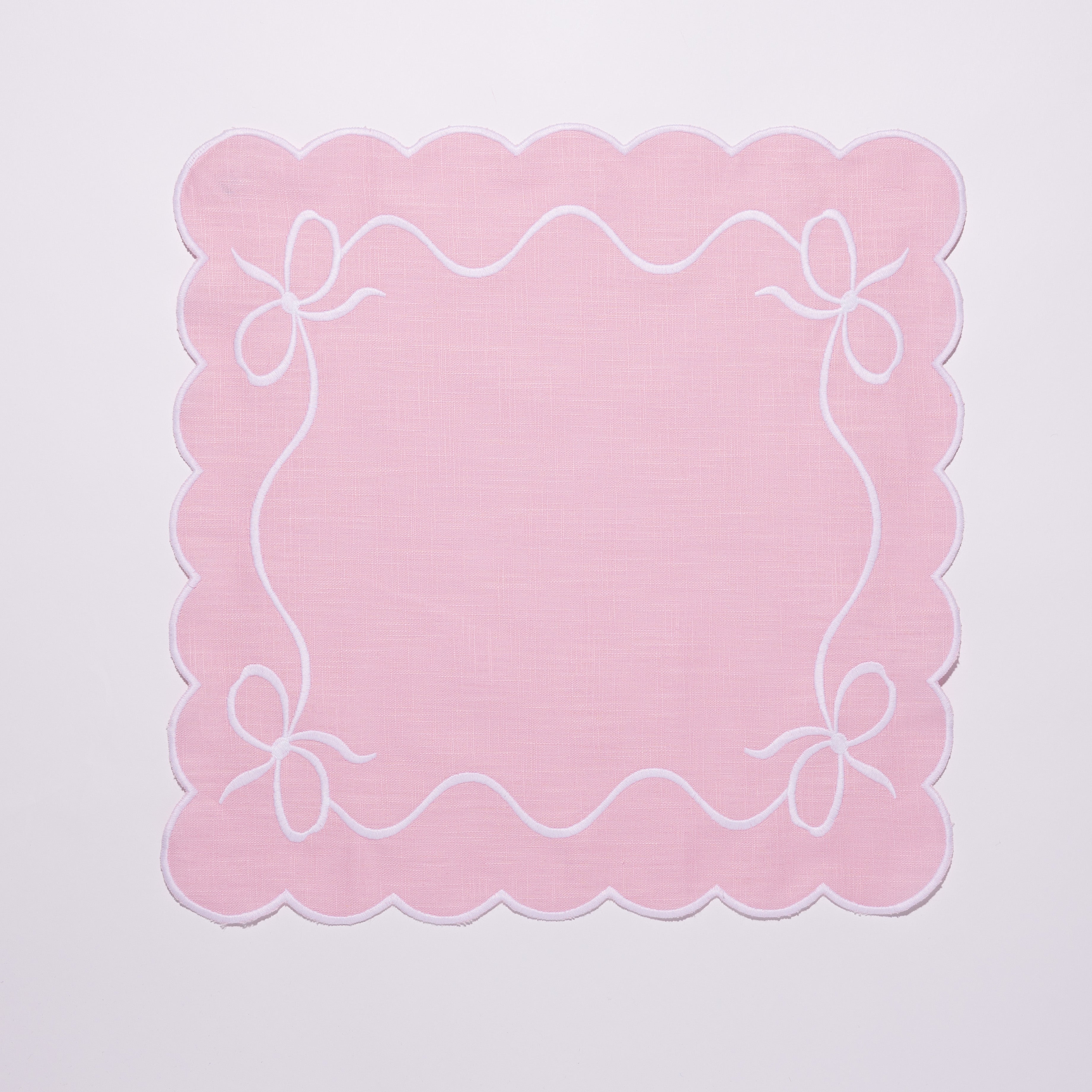 Classic Bow Baby Pink with White Napkins (set of 4)
