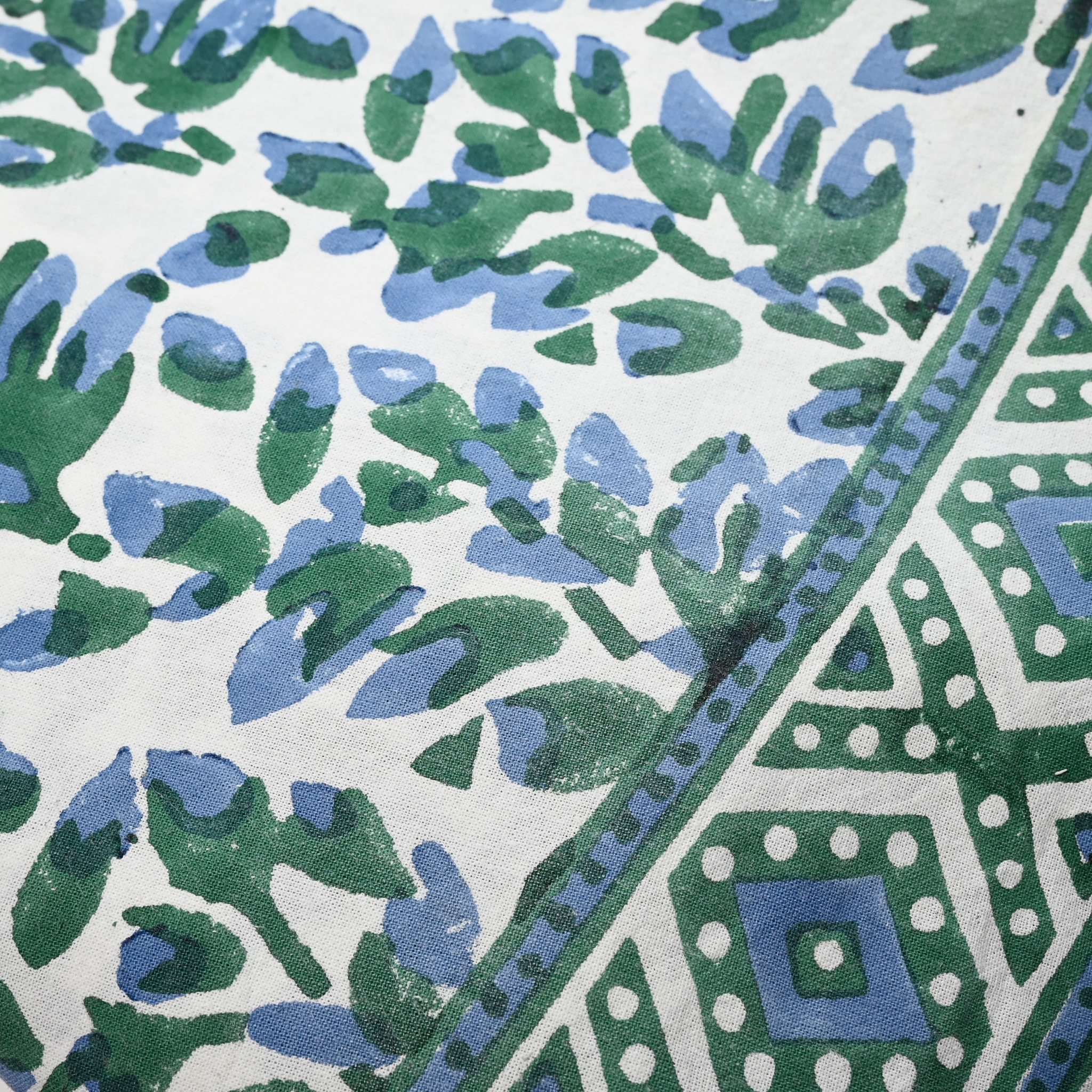 Olivia Indigo/ Green Tablecloth