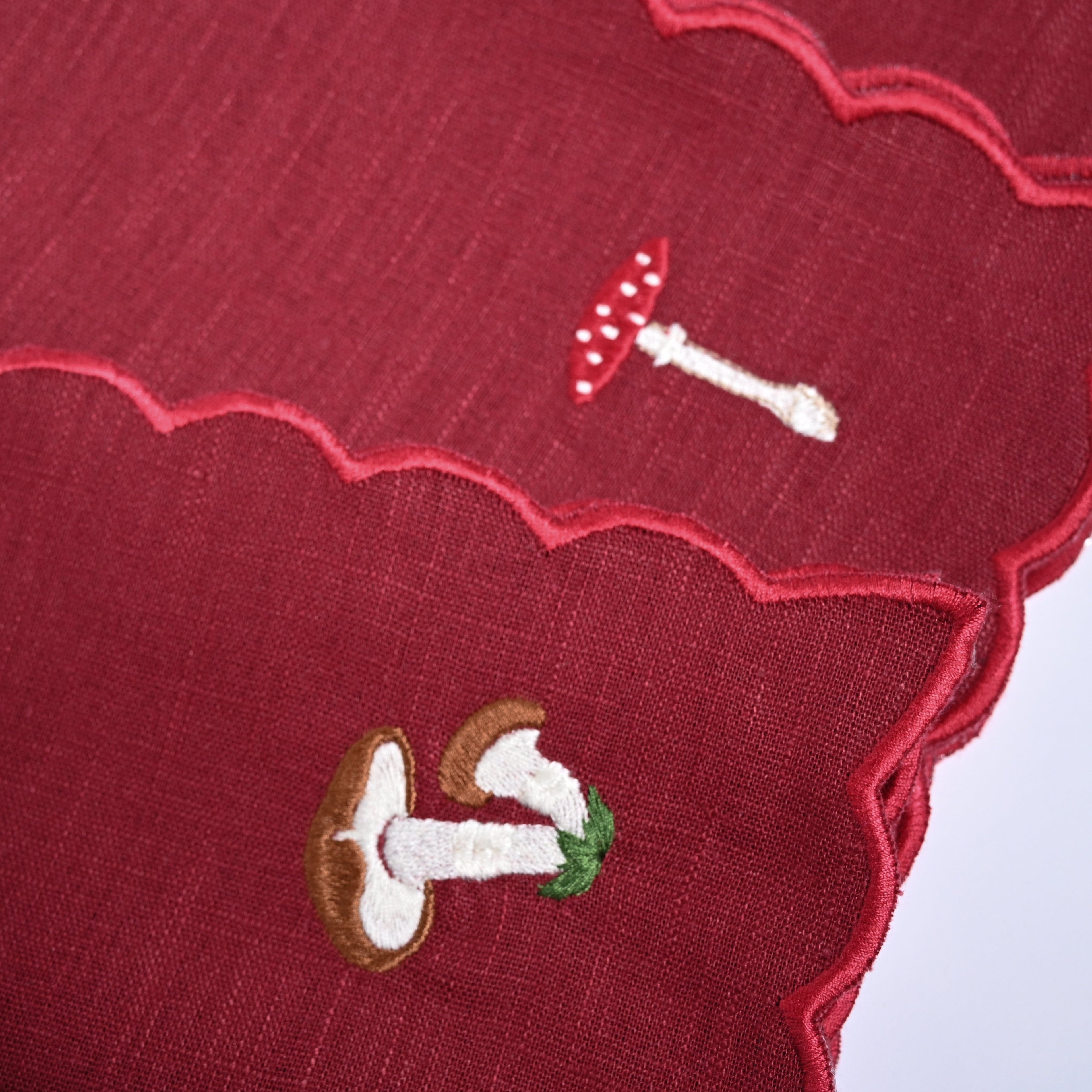 Henriette - Luxury Linens Burgundy Scalloped Mushroom Napkins (set of 4)