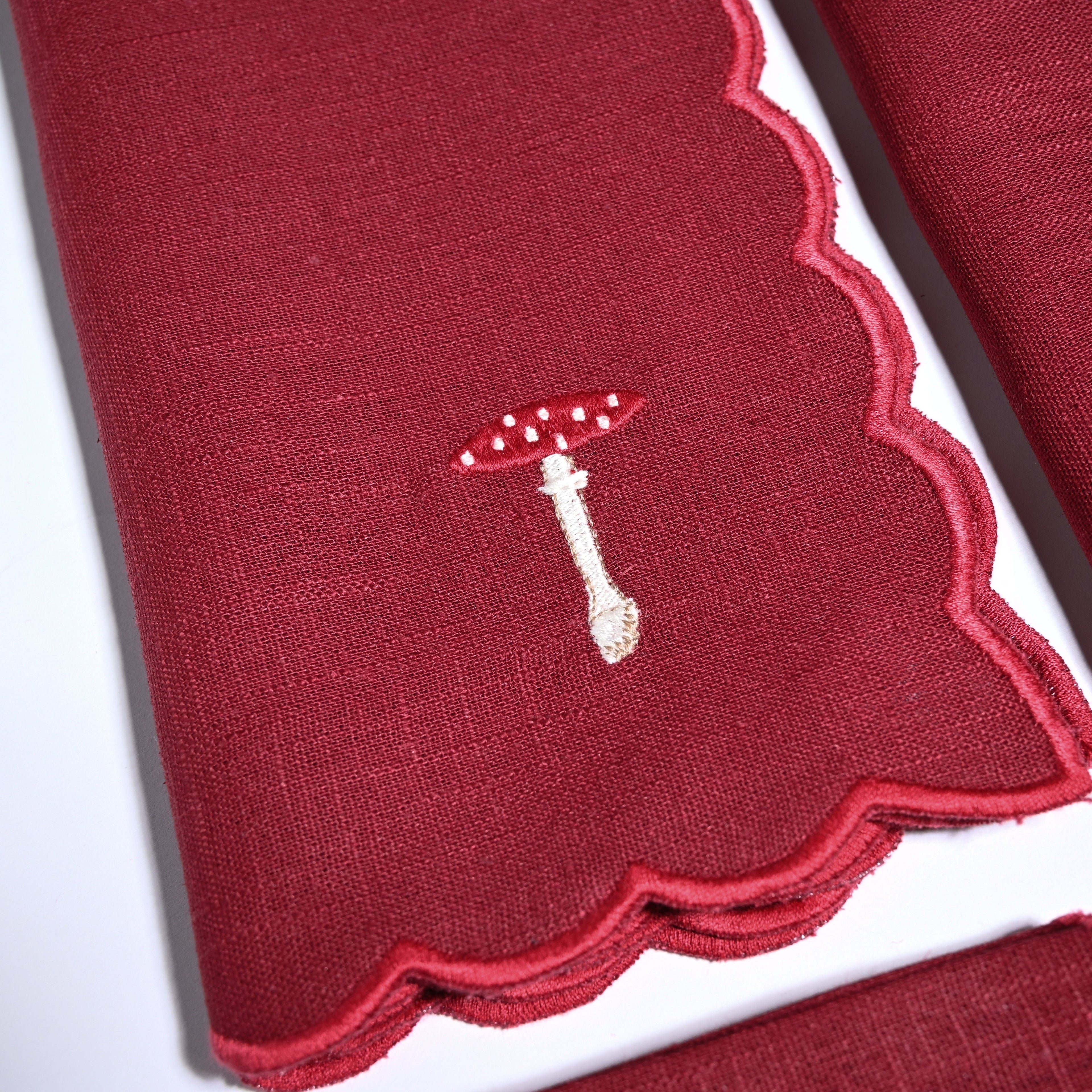 Henriette - Luxury Linens Burgundy Scalloped Mushroom Napkins (set of 4)