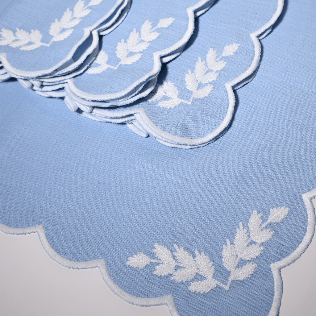 Henriette - Luxury Linens Floral Blue with White Napkins (set of 4) (Copy)