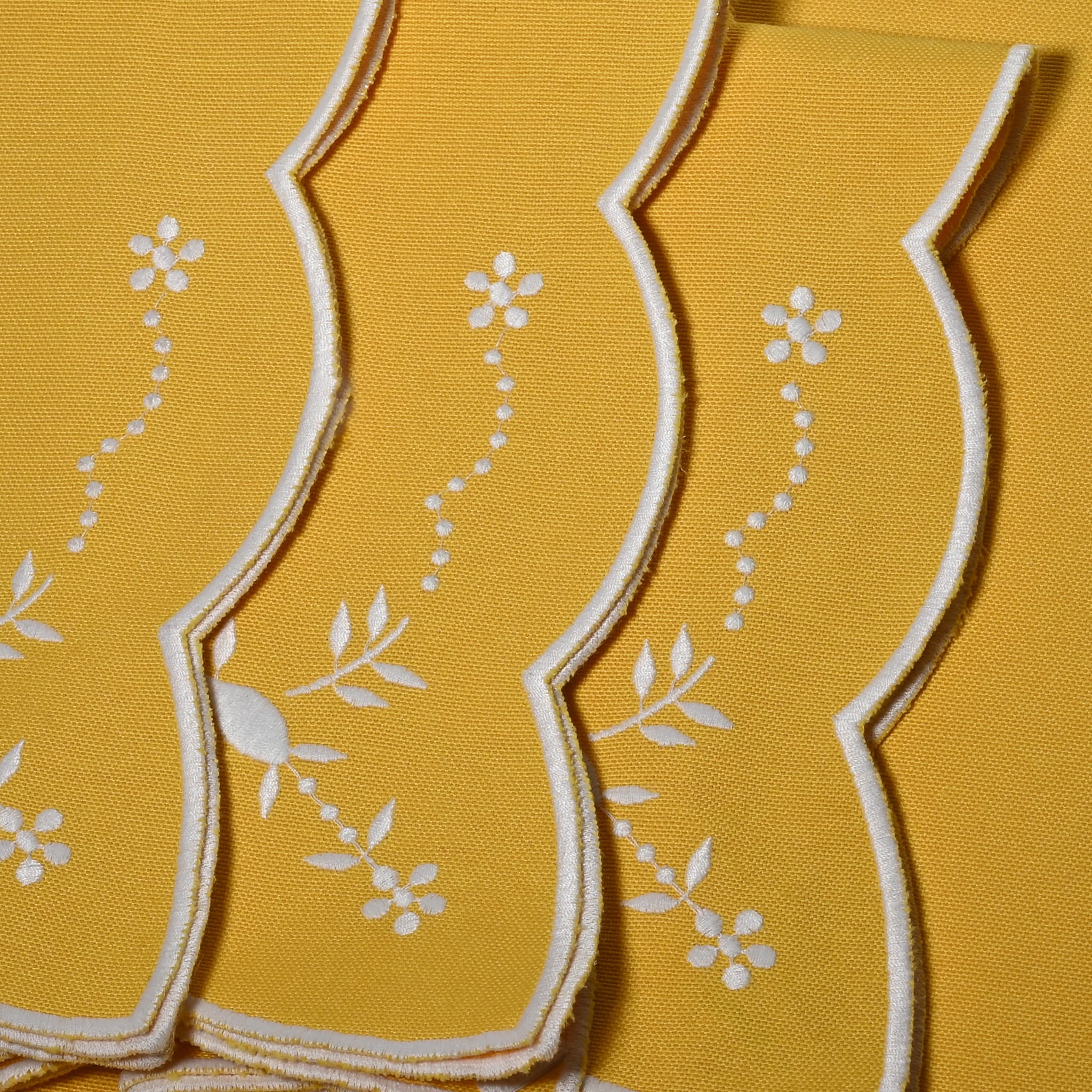 Henriette - Luxury Linens Floral Yellow Napkins (set of 4)