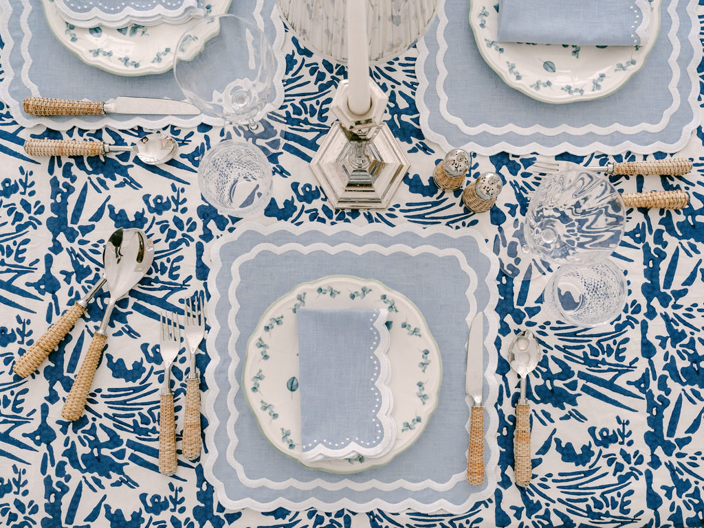 Henriette - Luxury Linens Napkins Bluebell Pale Blue with White Napkins (set of 4)