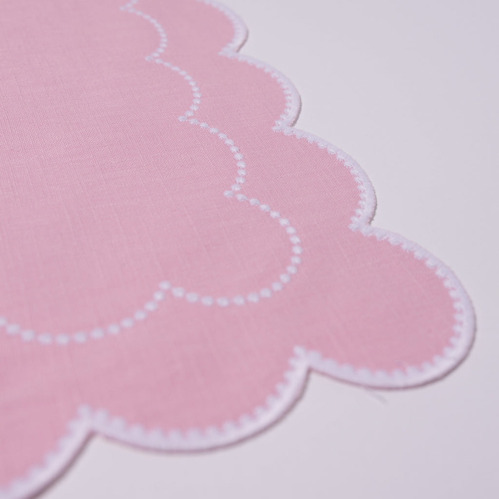 Henriette - Luxury Linens Napkins Daisy Napkins in Baby Pink (set of 4)