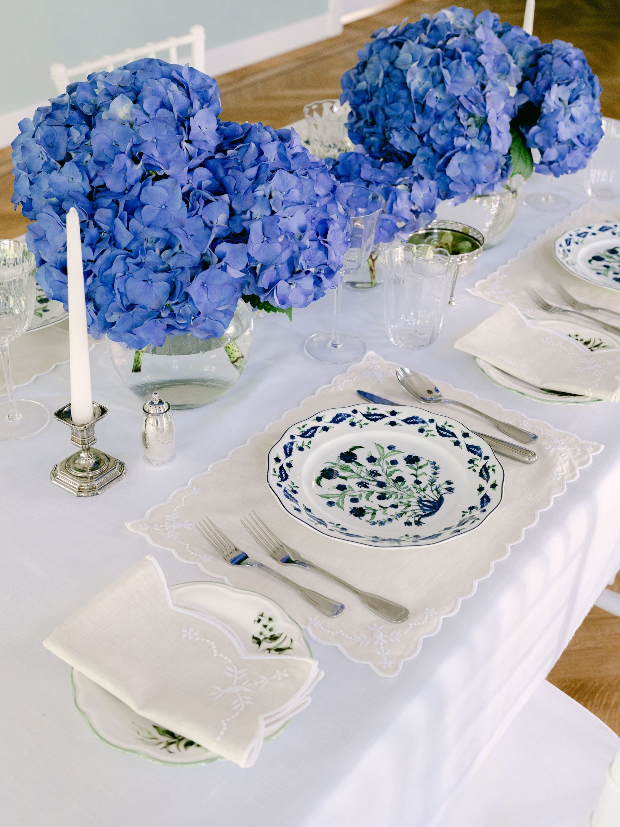 Henriette - Luxury Linens Napkins Floral Sand Napkins (set of 4)