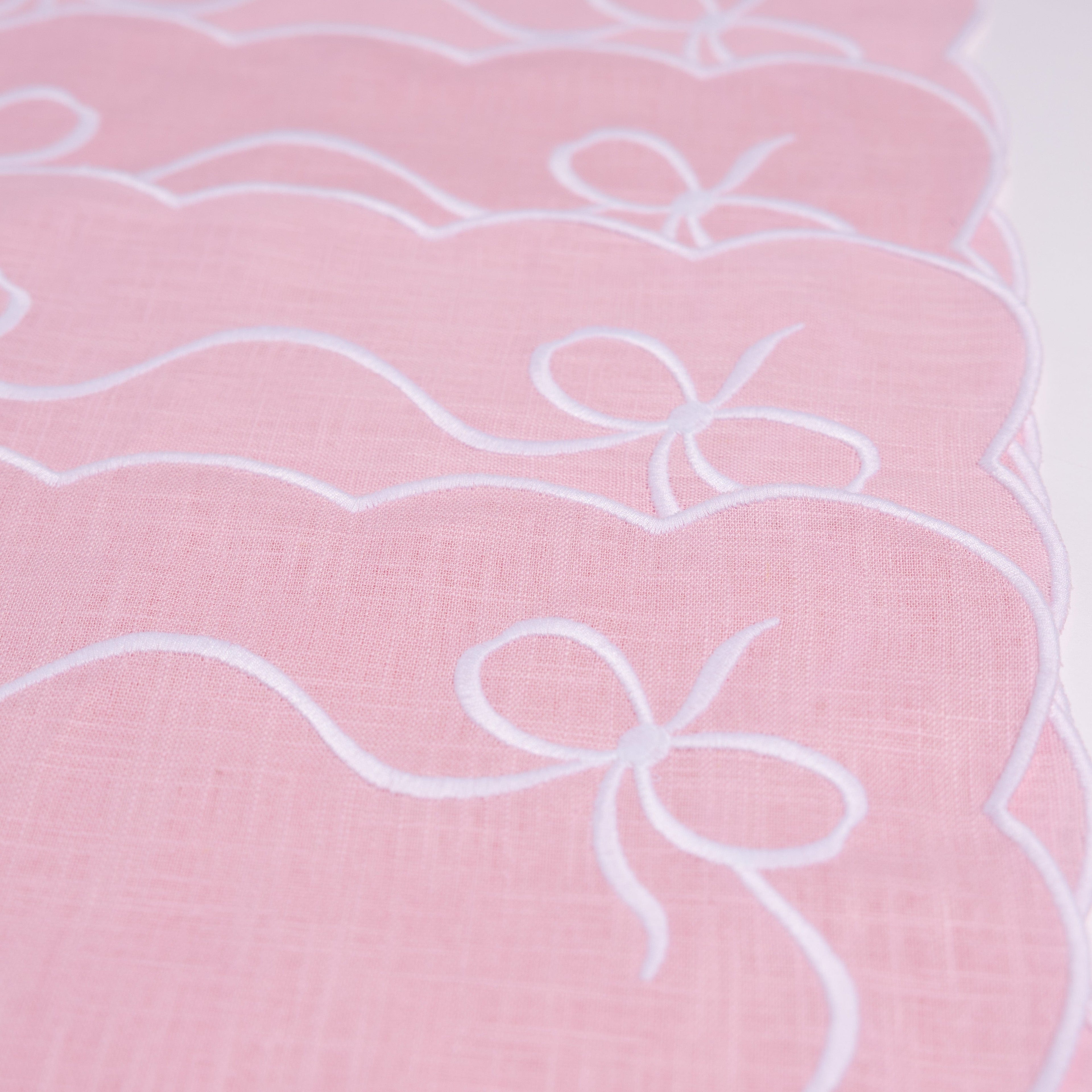 Henriette - Luxury Linens Placemats Bow Classic Placemat Baby Pink White (set of 4)