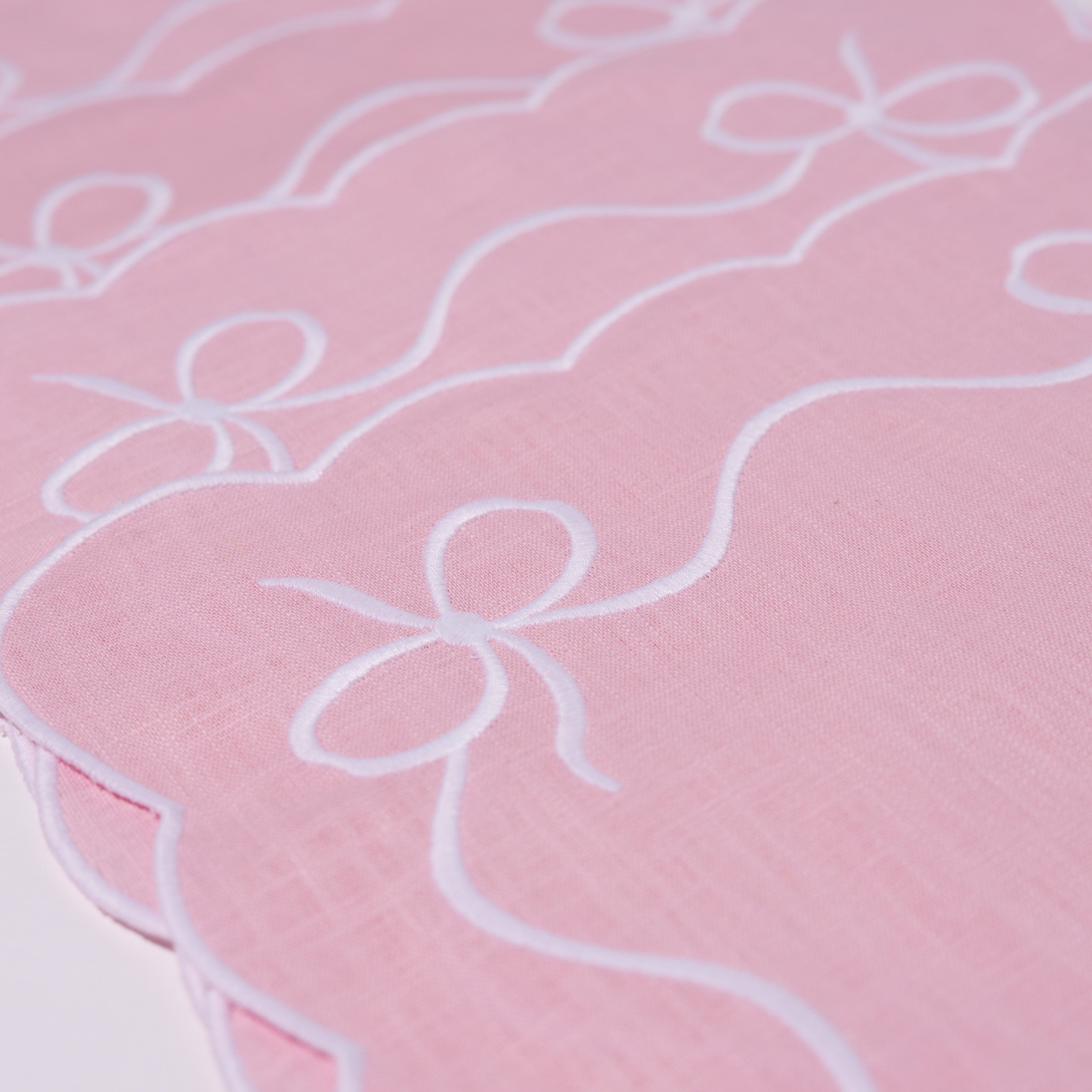 Henriette - Luxury Linens Placemats Bow Classic Placemat Baby Pink White (set of 4)