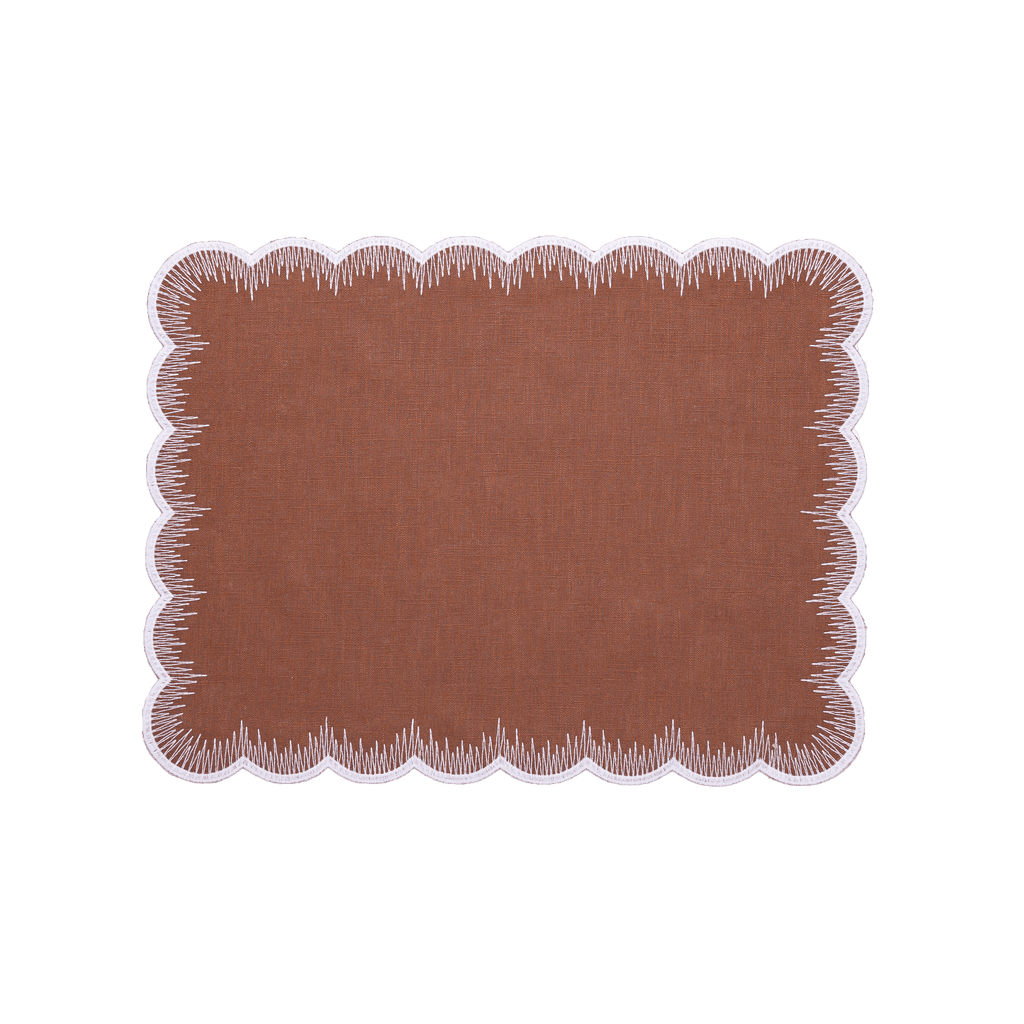 Henriette - Luxury Linens Placemats Flamestitch Caramel with White Placemats (set of 4)