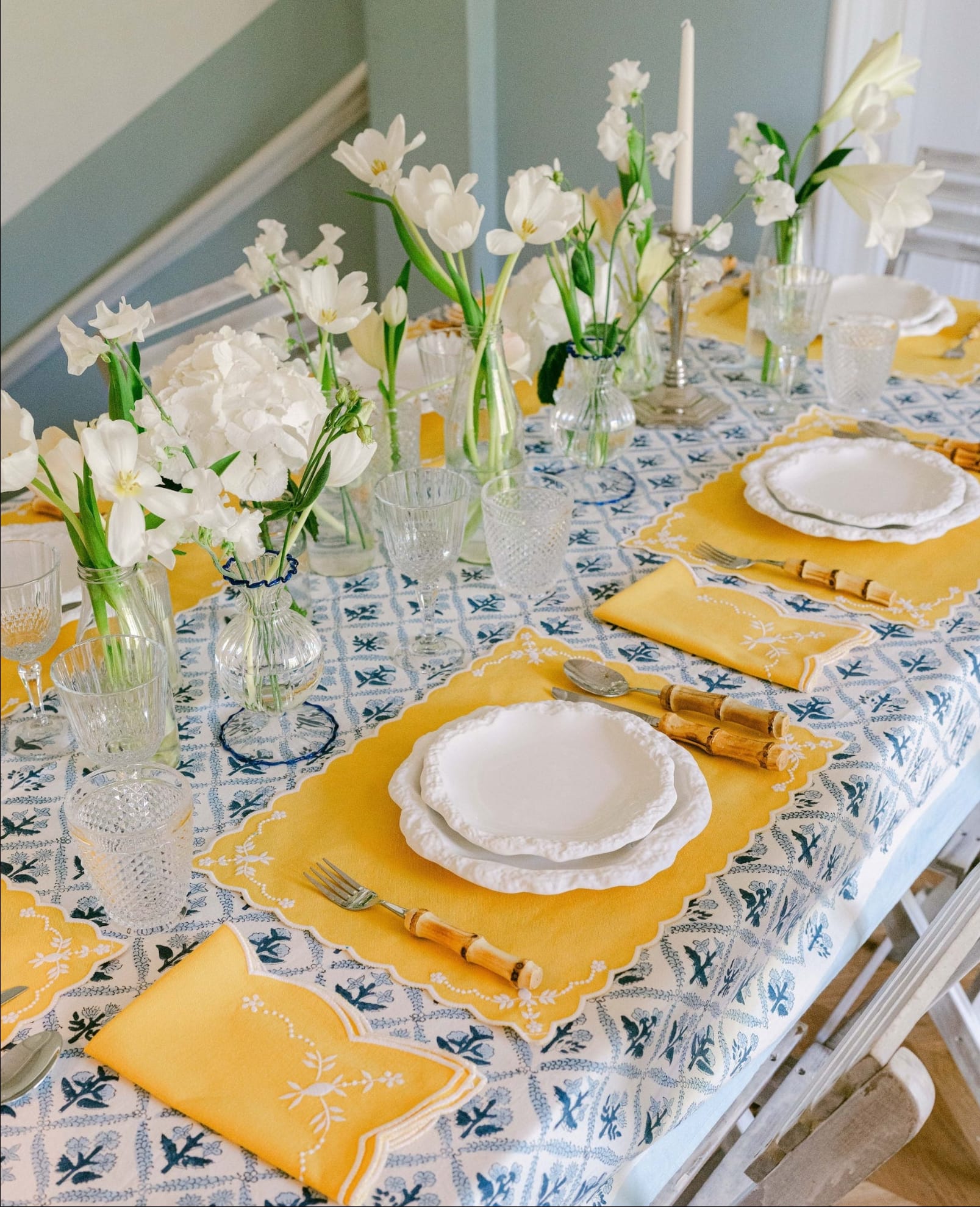 Henriette - Luxury Linens Placemats Floral Yellow Placemats (set of 4)