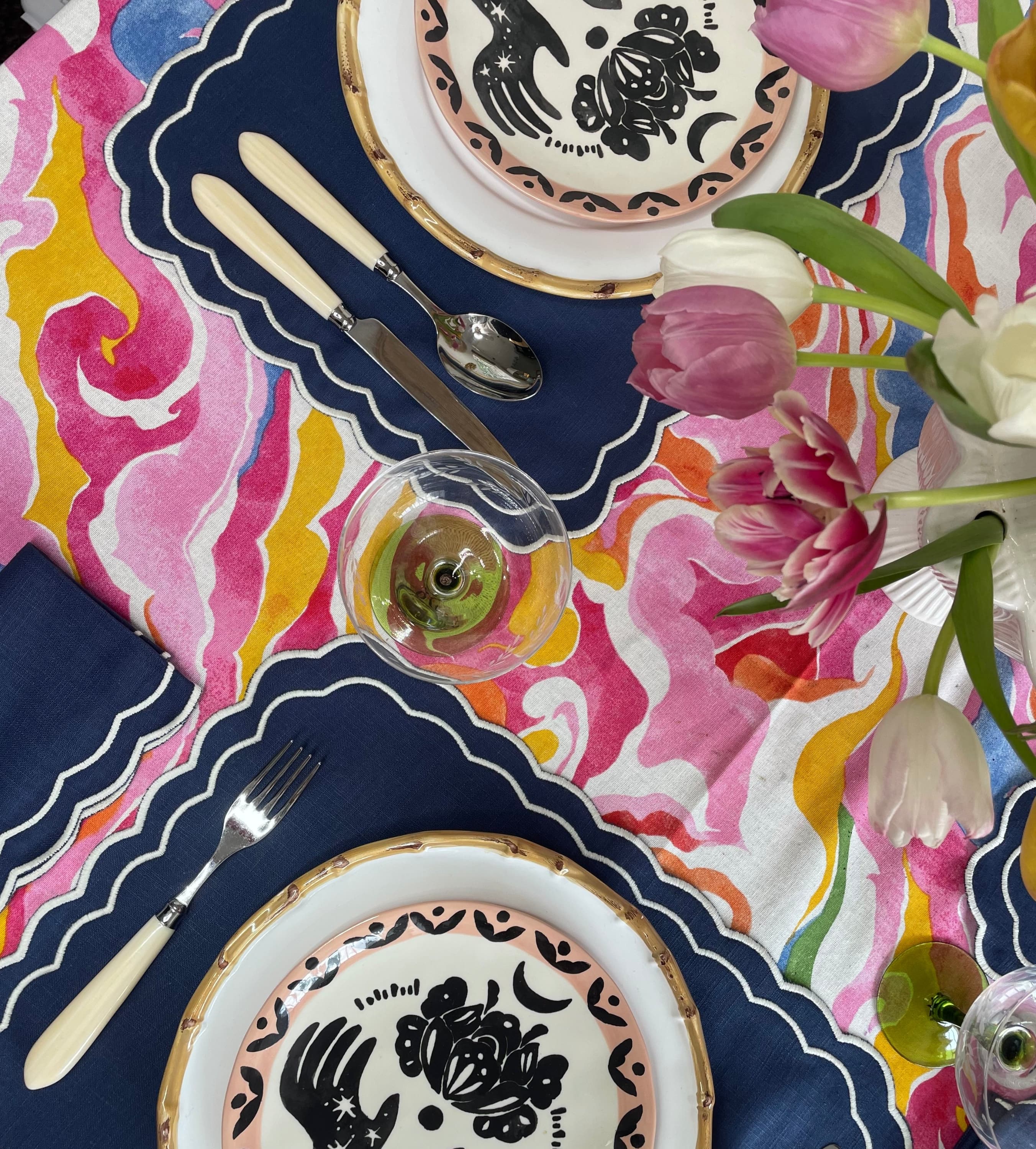 Henriette - Luxury Linens Placemats Marigold Navy with White Placemats (set of 4)