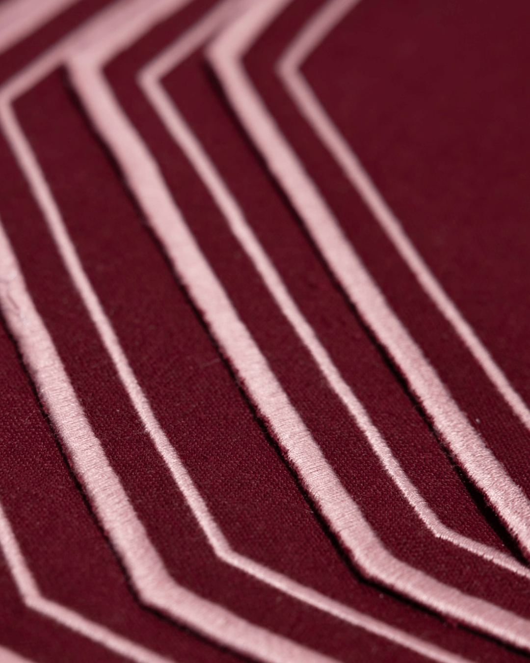 Henriette - Luxury Linens Placemats Octagon Placemat Burgundy (set of 4)