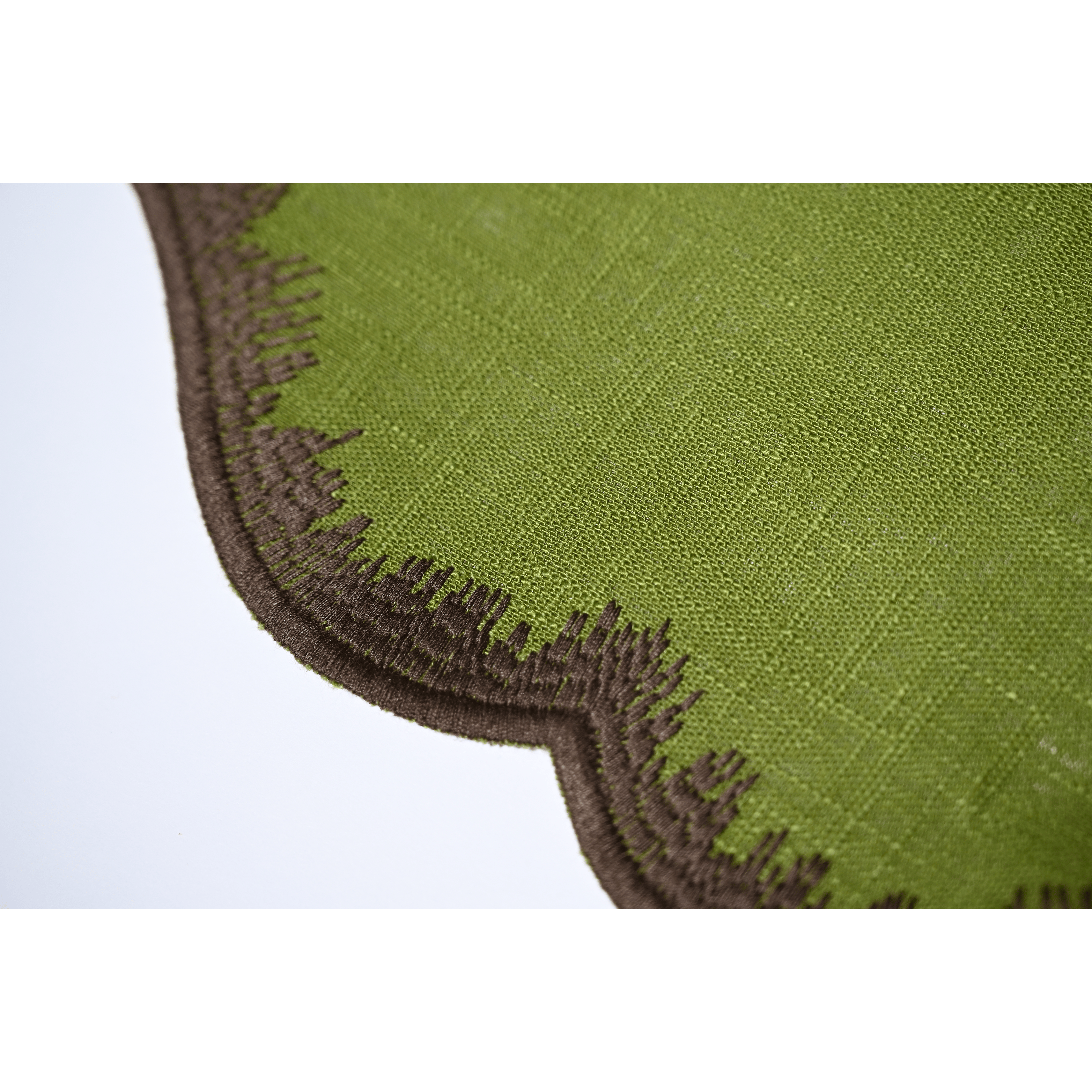 Henriette - Luxury Linens Placemats Round Clover Moss Green with Brown Placemats (set of 4)