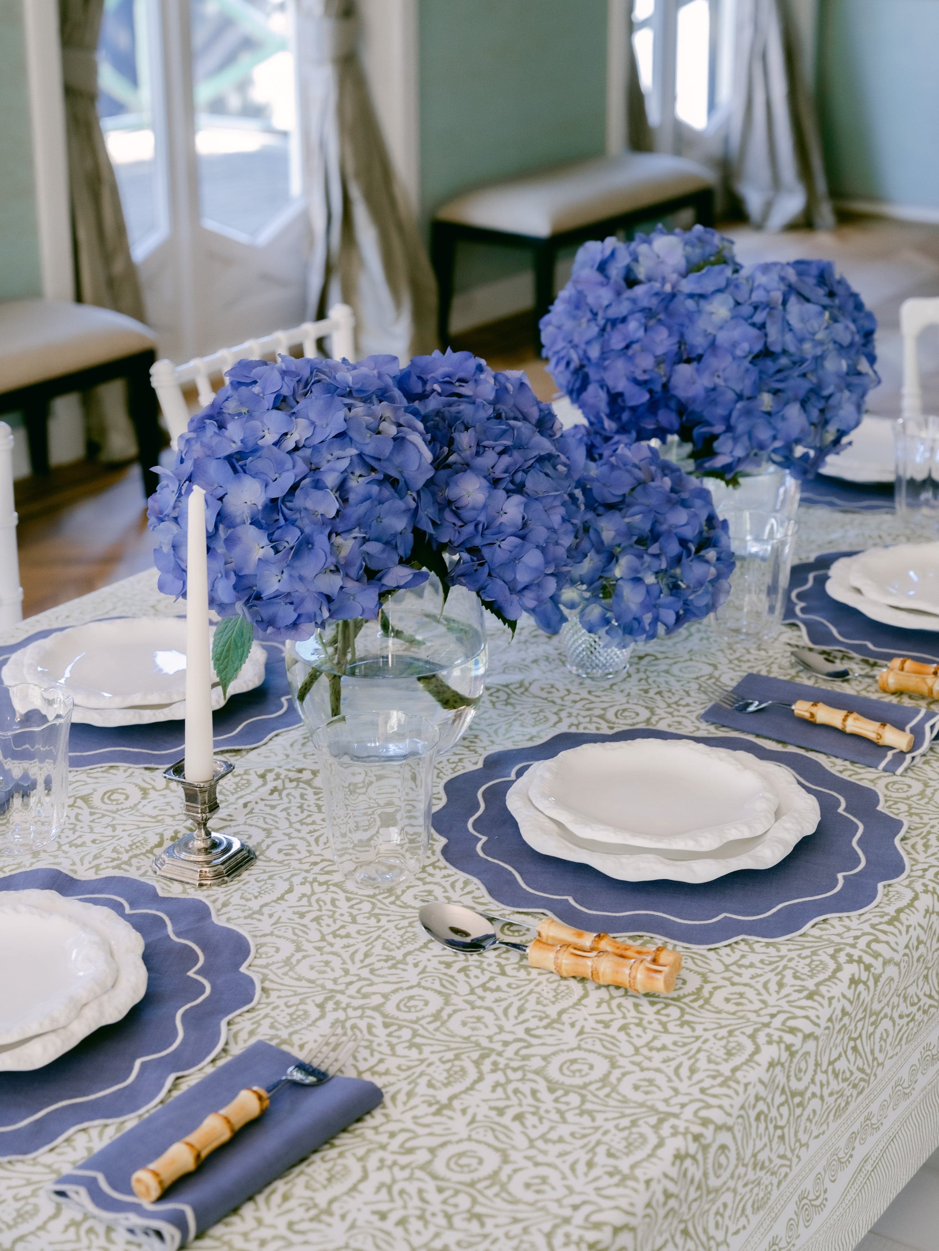 Henriette - Luxury Linens Placemats Seafolly Placemat in Purple Blue (set of 4)