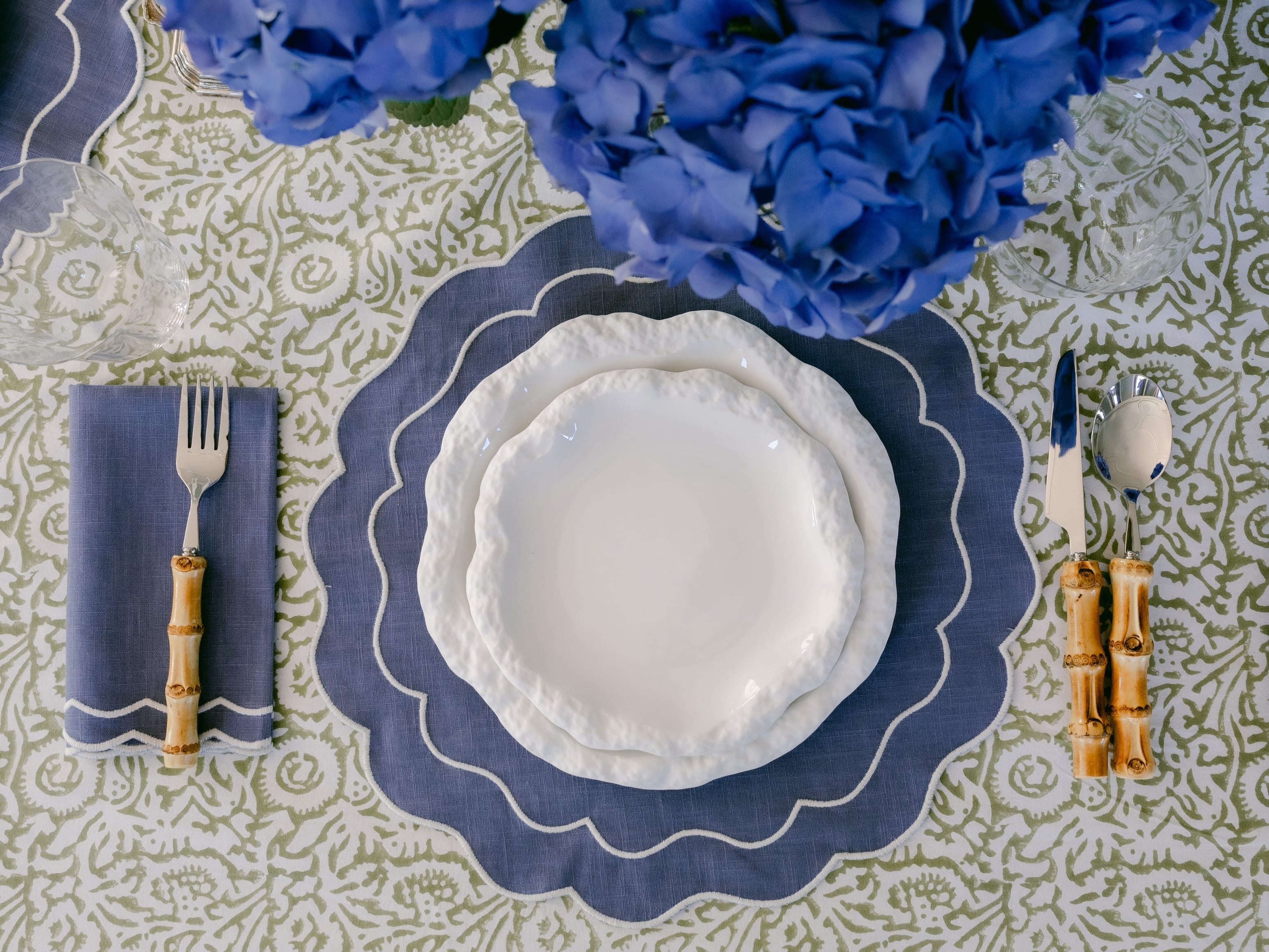 Henriette - Luxury Linens Placemats Seafolly Placemat in Purple Blue (set of 4)