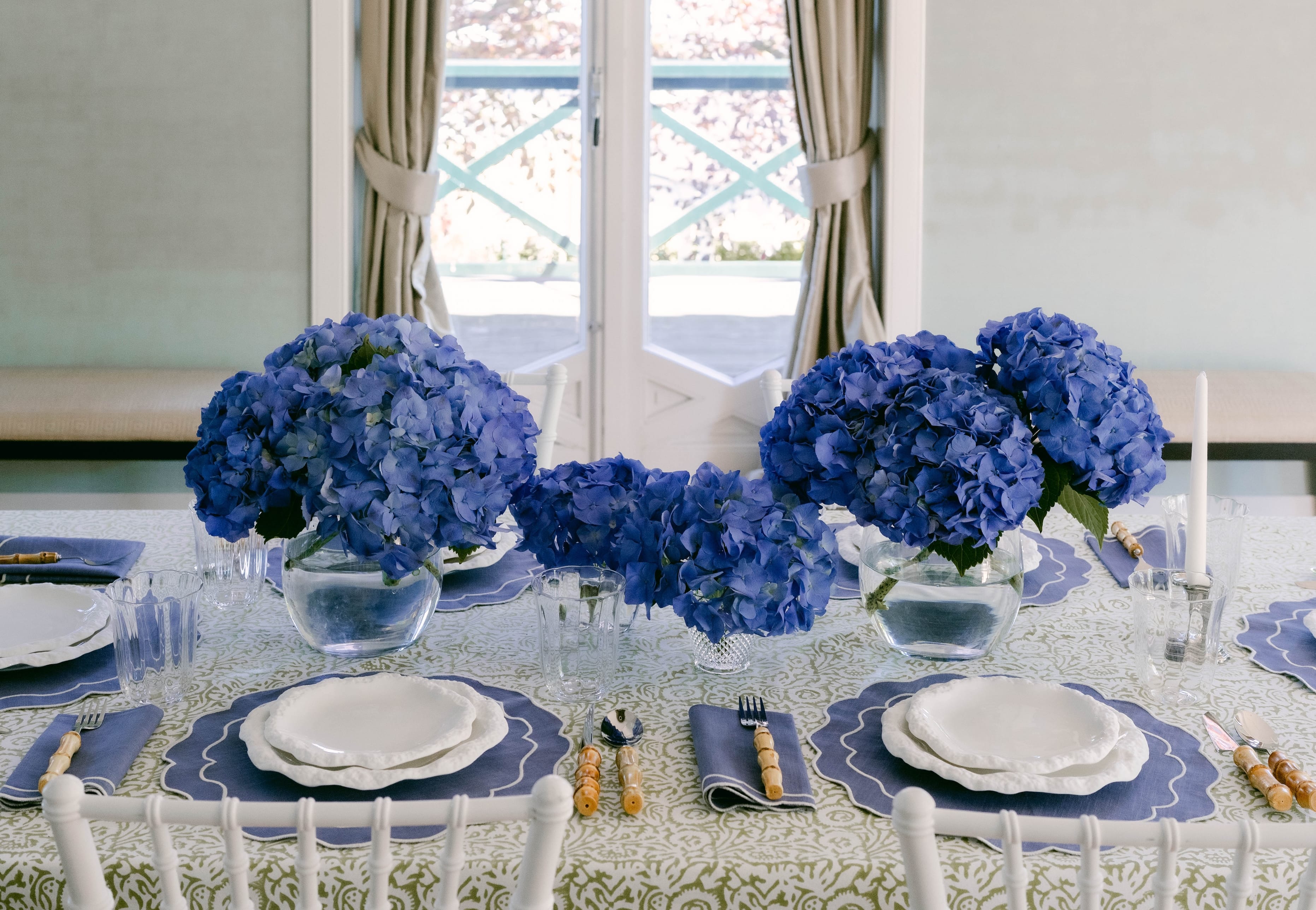 Henriette - Luxury Linens Placemats Seafolly Placemat in Purple Blue (set of 4)
