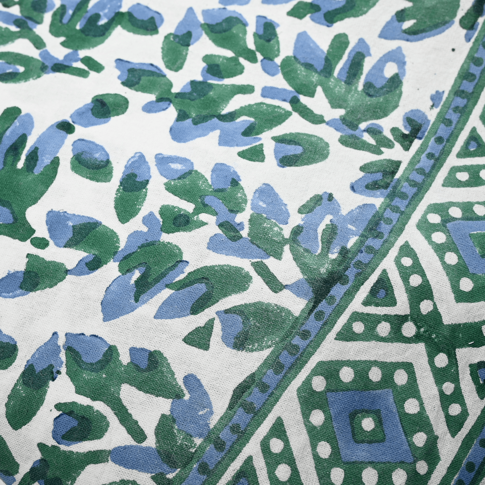 Henriette - Luxury Linens Table Cloth Olivia Indigo/ Green Tablecloth