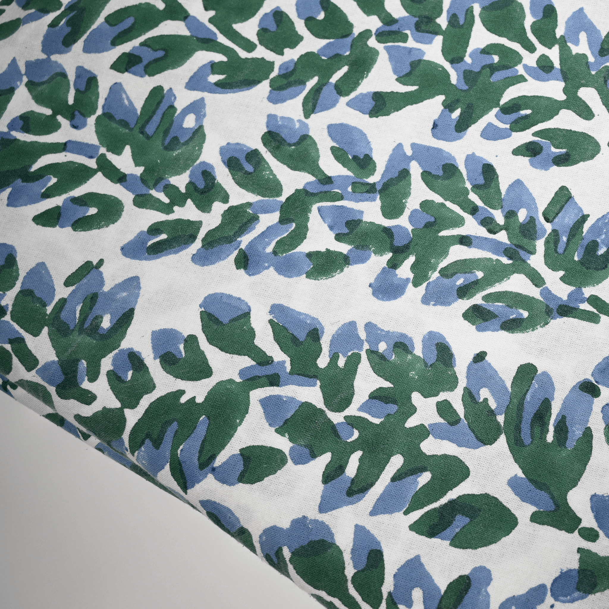 Henriette - Luxury Linens Table Cloth Olivia Indigo/ Green Tablecloth