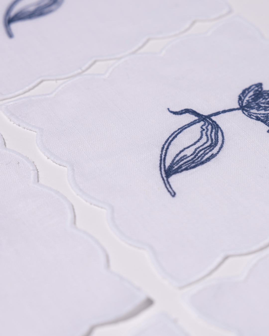 Henriette - Luxury Linens Tulip Cocktail Napkins with Navy Blue (set of 6)
