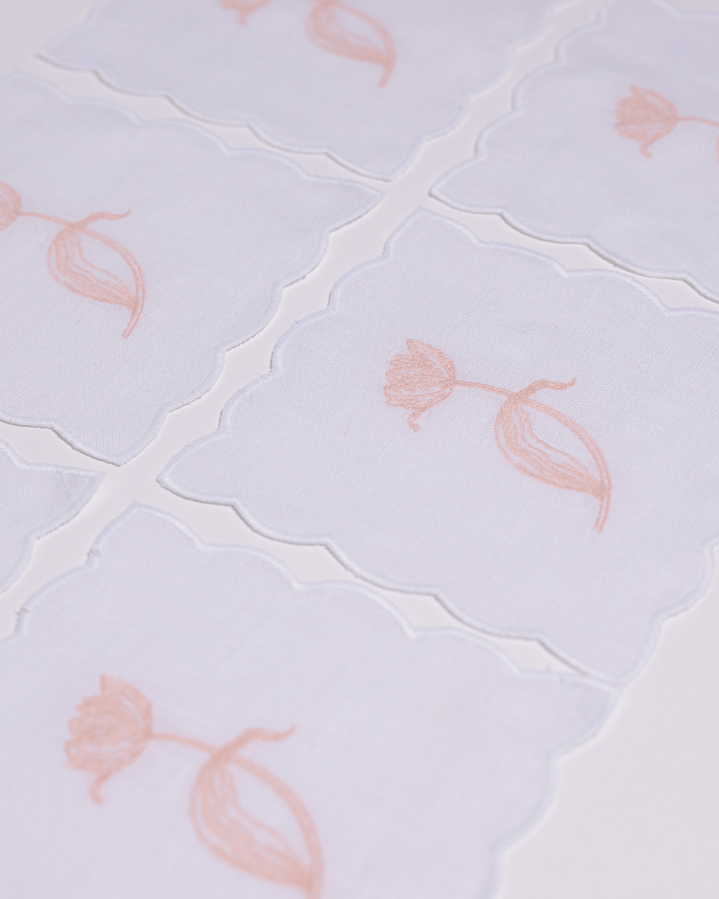 Henriette - Luxury Linens Tulip White Cocktail Napkins with Nude (set of 6)